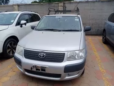 Toyota Succeed