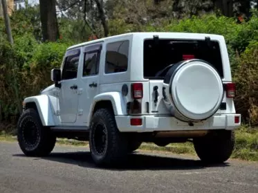 JEEP Wrangler Sahara