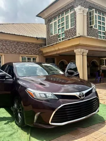 Toyota Avalon