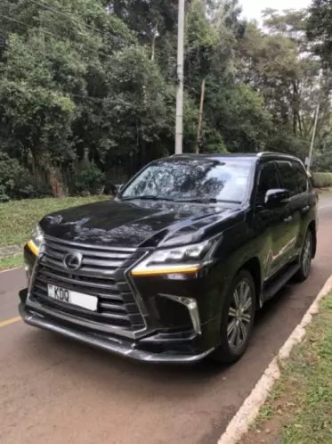 Lexus LX 570
