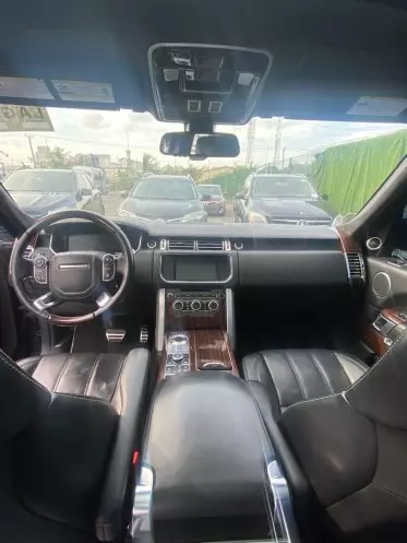 RANGE ROVER Autobiography