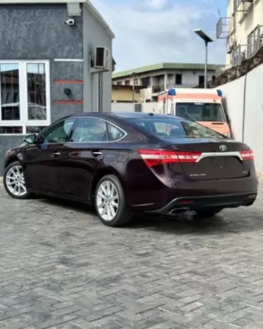 Toyota Avalon