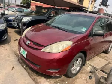 Toyota Sienna