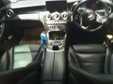 Mercedes-Benz C200