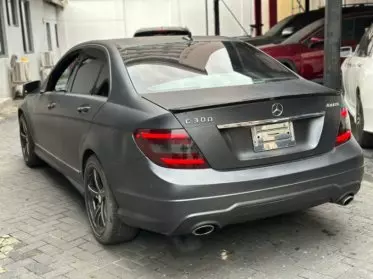 Mercedes-Benz C 300