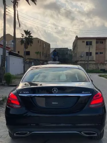 Mercedes-Benz C 300