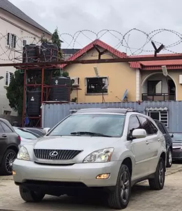 Lexus RX 330