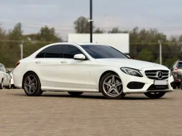 Mercedes-Benz C200