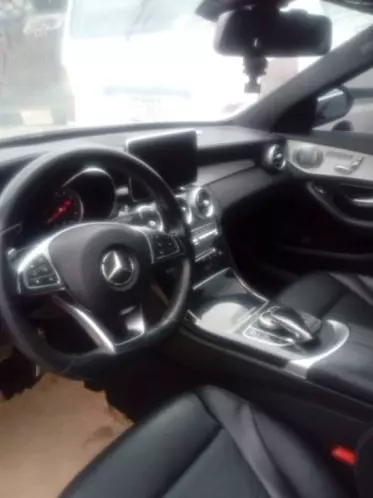 Mercedes-Benz C 300