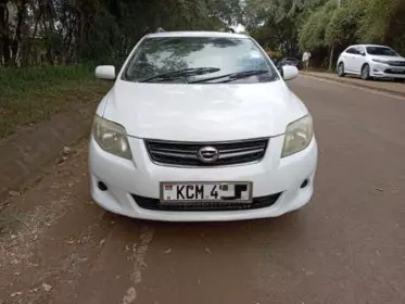 Toyota Fielder 