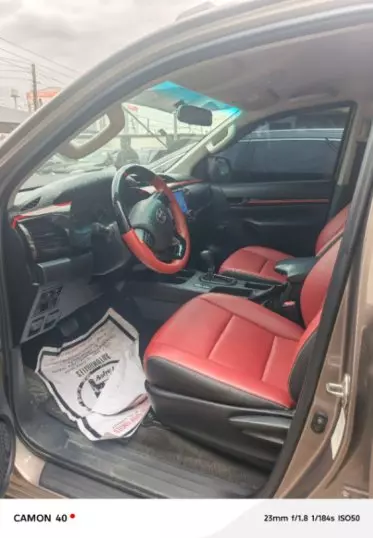 Toyota Hilux