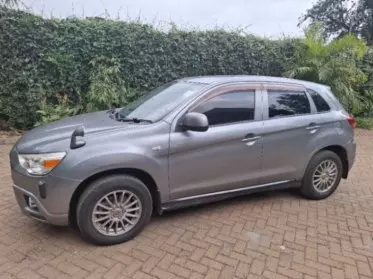 Mitsubishi RVR