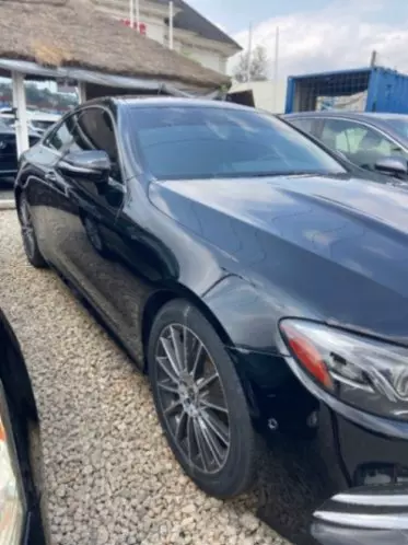 Mercedes-Benz E 400