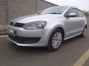 VOLKSWAGEN polo sedadan trend  ba ess