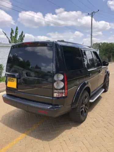 Land Rover Discovery 4