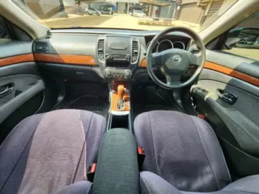Nissan Bluebird