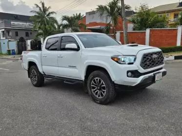 Toyota Tacoma