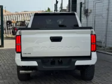 Toyota Tacoma