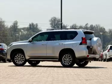 Toyota Land Cruiser Prado VX.L