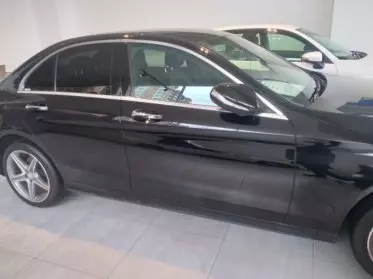 Mercedes-Benz C200