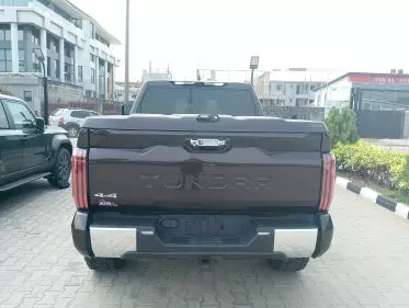 Toyota Tundra