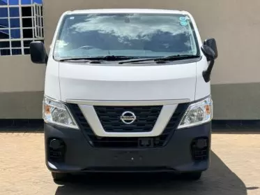Nissan NV300