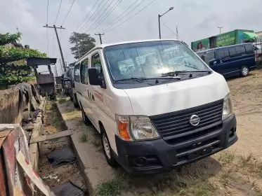 Nissan Urvan