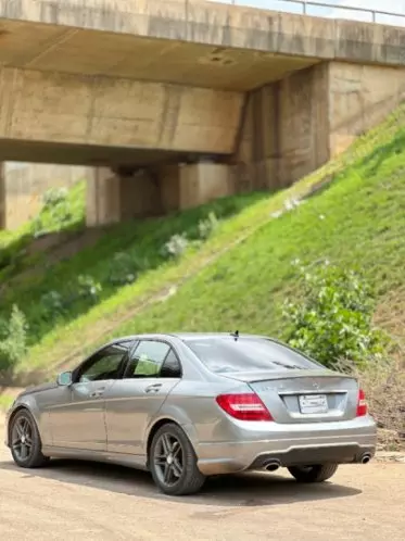Mercedes-Benz C 350