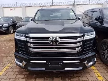 Toyota Landcruiser ZX