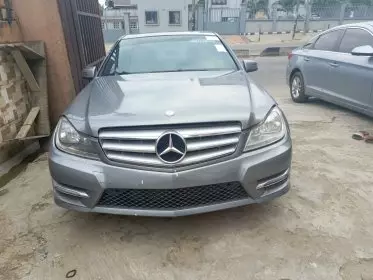 Mercedes-Benz C 250
