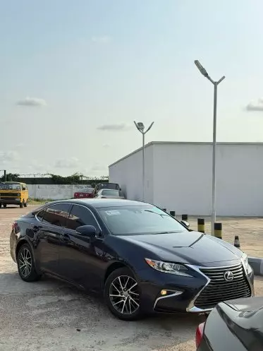 Lexus ES 350