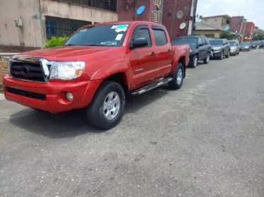 Toyota Tacoma