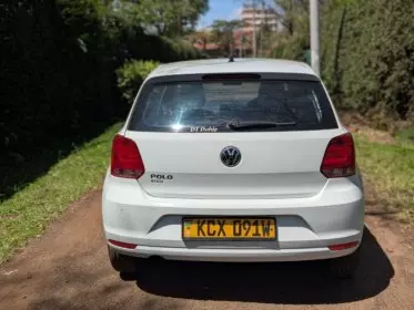 VOLKSWAGEN polo sedadan trend  ba ess