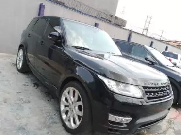 RANGE ROVER HSE LR4