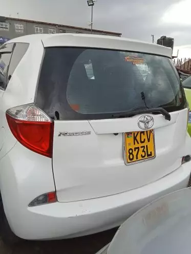 Toyota Ractis