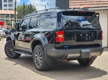 Toyota Landcruiser Prado