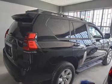 Toyota Landcruiser Prado