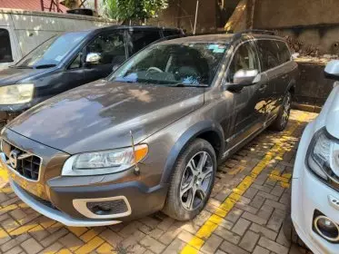 Volvo XC70