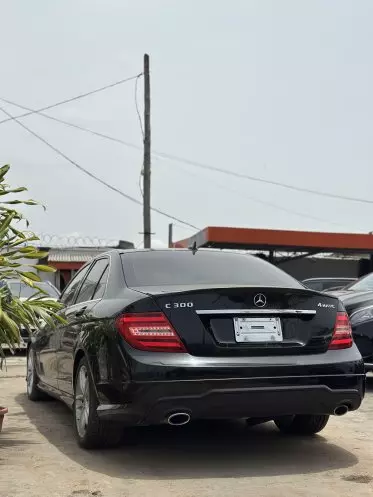 Mercedes-Benz C 300
