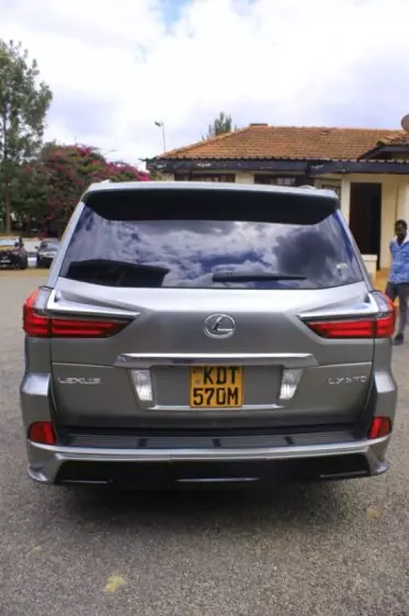 Lexus LX 570