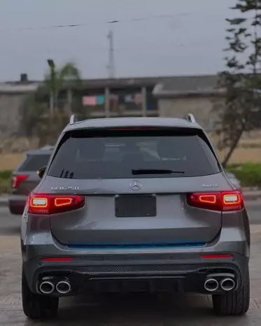Mercedes-Benz GLB 250