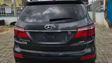 Hyundai Santa FE