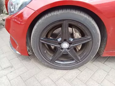 Mercedes-Benz C 180