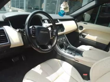 RANGE ROVER HSE LR4