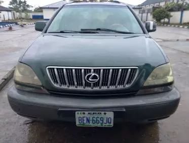 Lexus RX 300