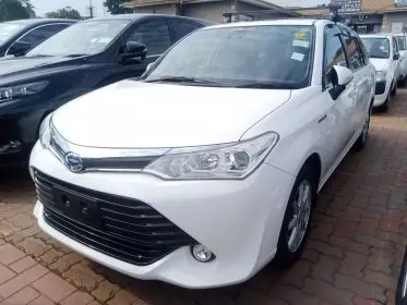 Toyota Fielder hybrid