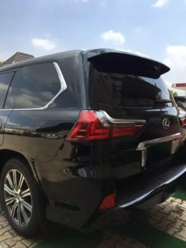 Lexus LX 570
