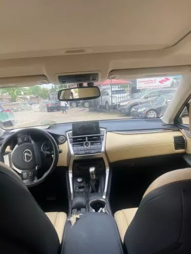 Lexus NX 200T