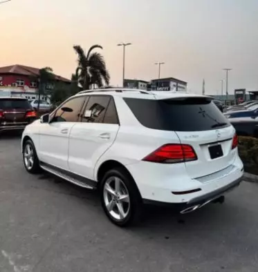 Mercedes-Benz GLE 350