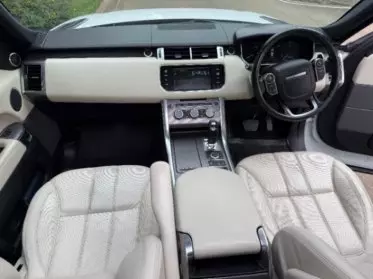 RANGE ROVER HSE LR4
